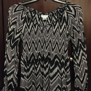Black and white Allison Taylor top